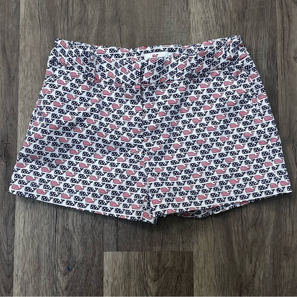 Vineyard Vines Flag Whale Printed Boulevard Shorts - Picture 3 of 13